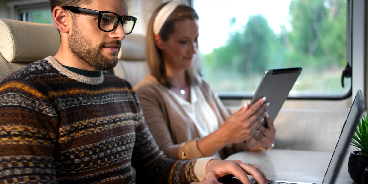 How Mobile Apps Transform Group Transportation and Bus Rentals