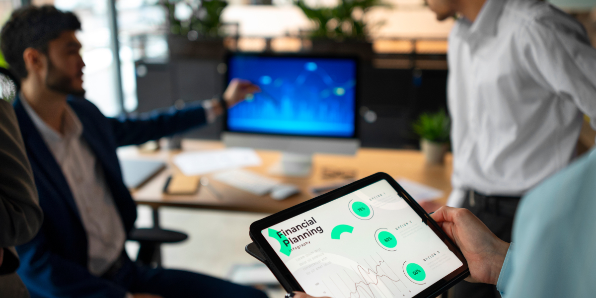 Digital Tools for Employee Recognition in Modern Workplaces